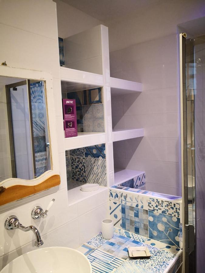La Porta Rossa Apartment Vado Ligure Ngoại thất bức ảnh
