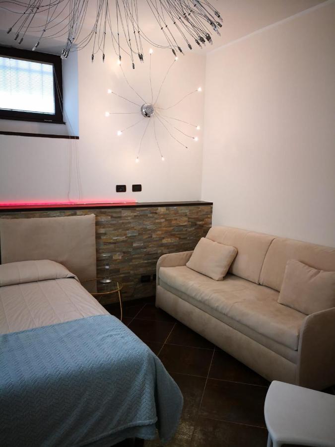 La Porta Rossa Apartment Vado Ligure Ngoại thất bức ảnh